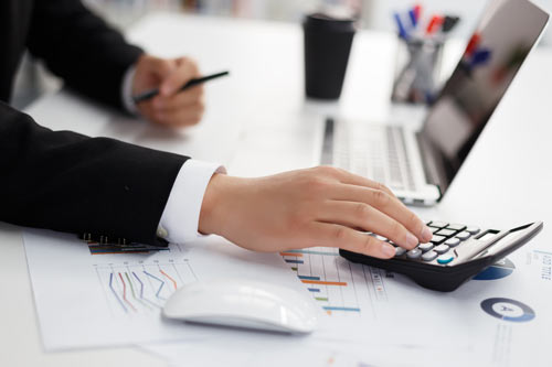 普通中小企業(yè)可以購買慧算賬AI云財(cái)務(wù)軟件自己記賬嗎？